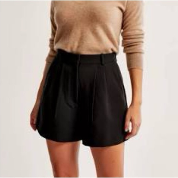 Abercrombie Curve Love Sloane Tailored Short Black NWT Size 4 - Picture 12 of 12